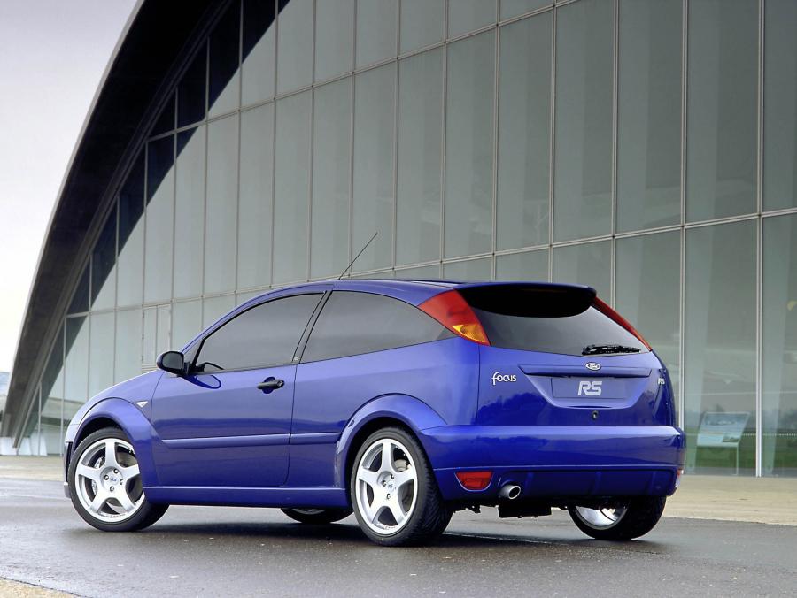  Ford Focus RS 2002 года  (фото 34 из 35)